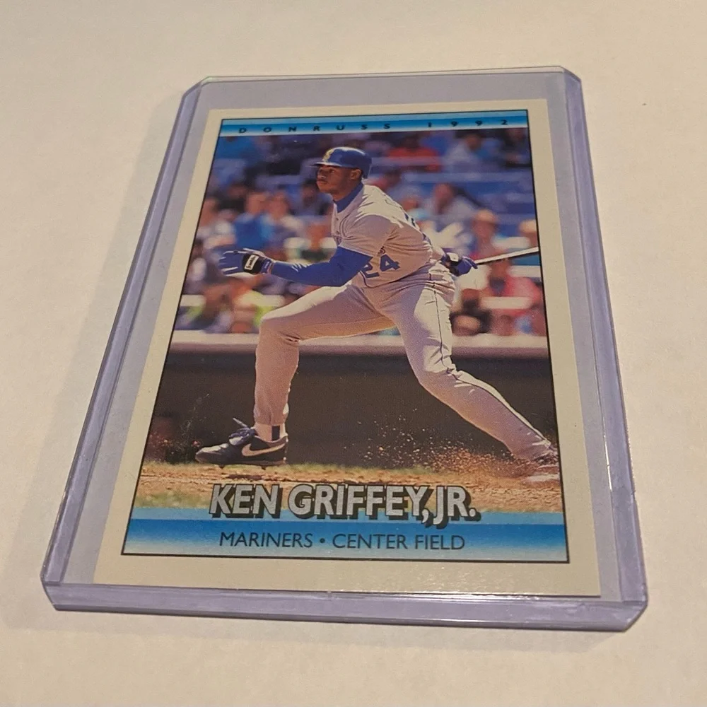 Ken Griffey Jr. 1992 Rare! Error Baseball Card # 165 (No Dot after inc) Vintage